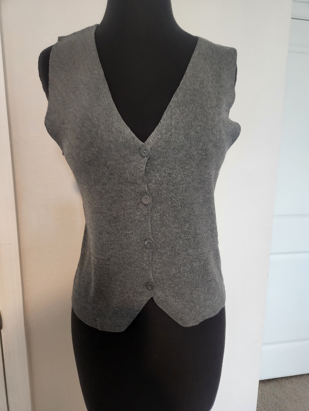 Olive & Oak Charcoal V-Neck Button Vest